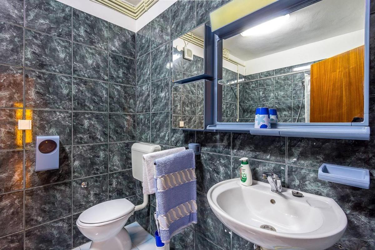 Apartments Dragica Valbandon Экстерьер фото