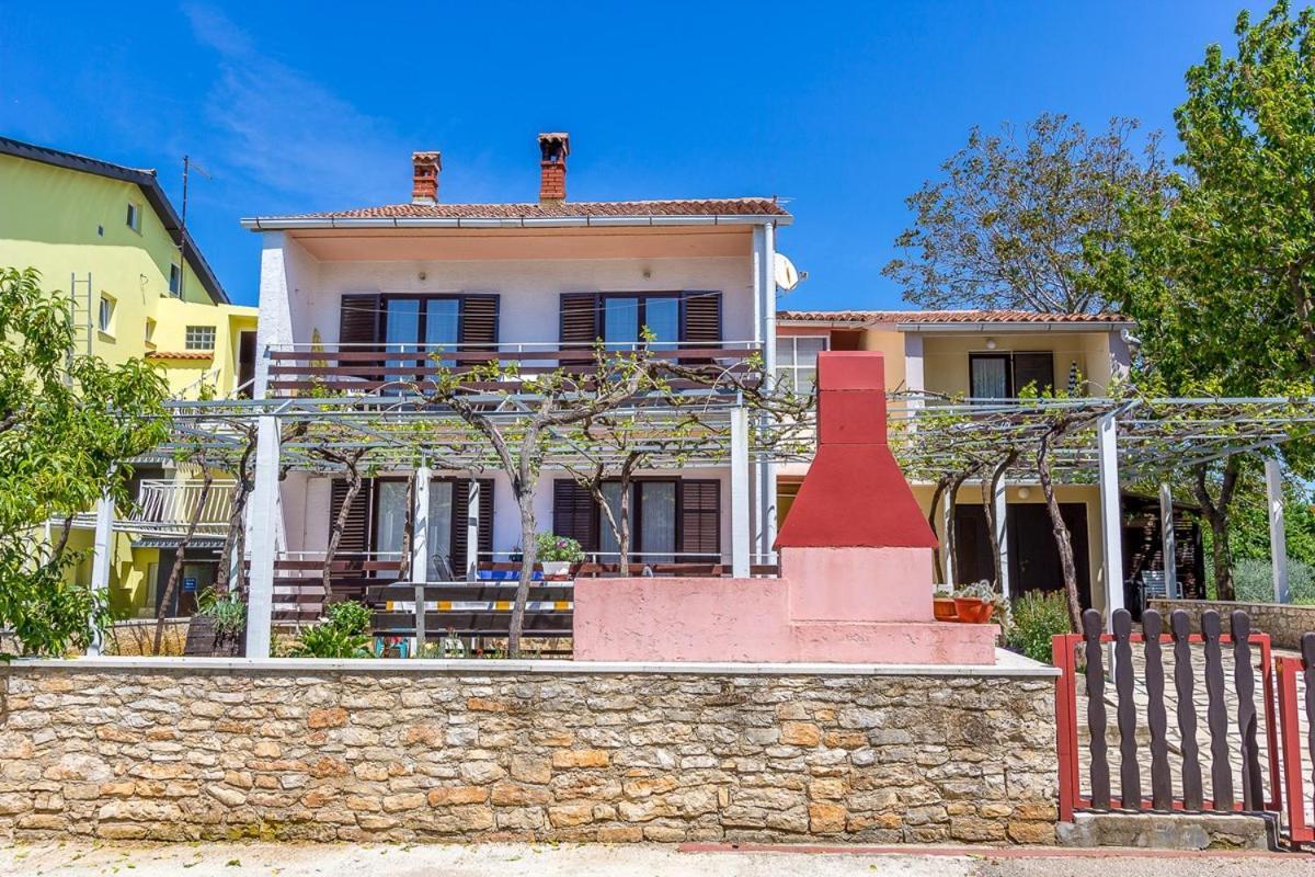 Apartments Dragica Valbandon Экстерьер фото