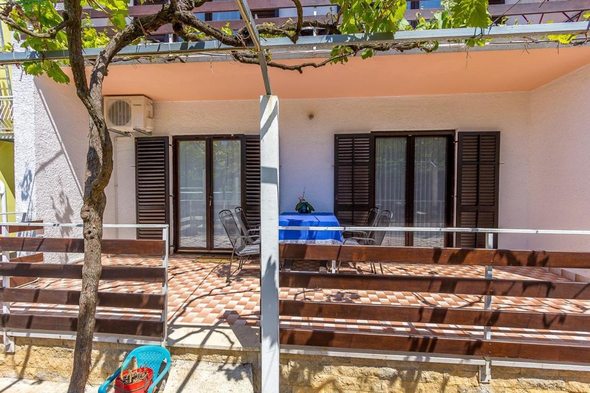 Apartments Dragica Valbandon Экстерьер фото